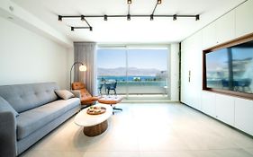 Beach Side- Ceasar Luxury Amazing Pool Eilat